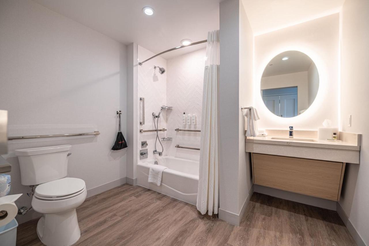 Towneplace Suites By Marriott Las Vegas North I-15 Bagian luar foto