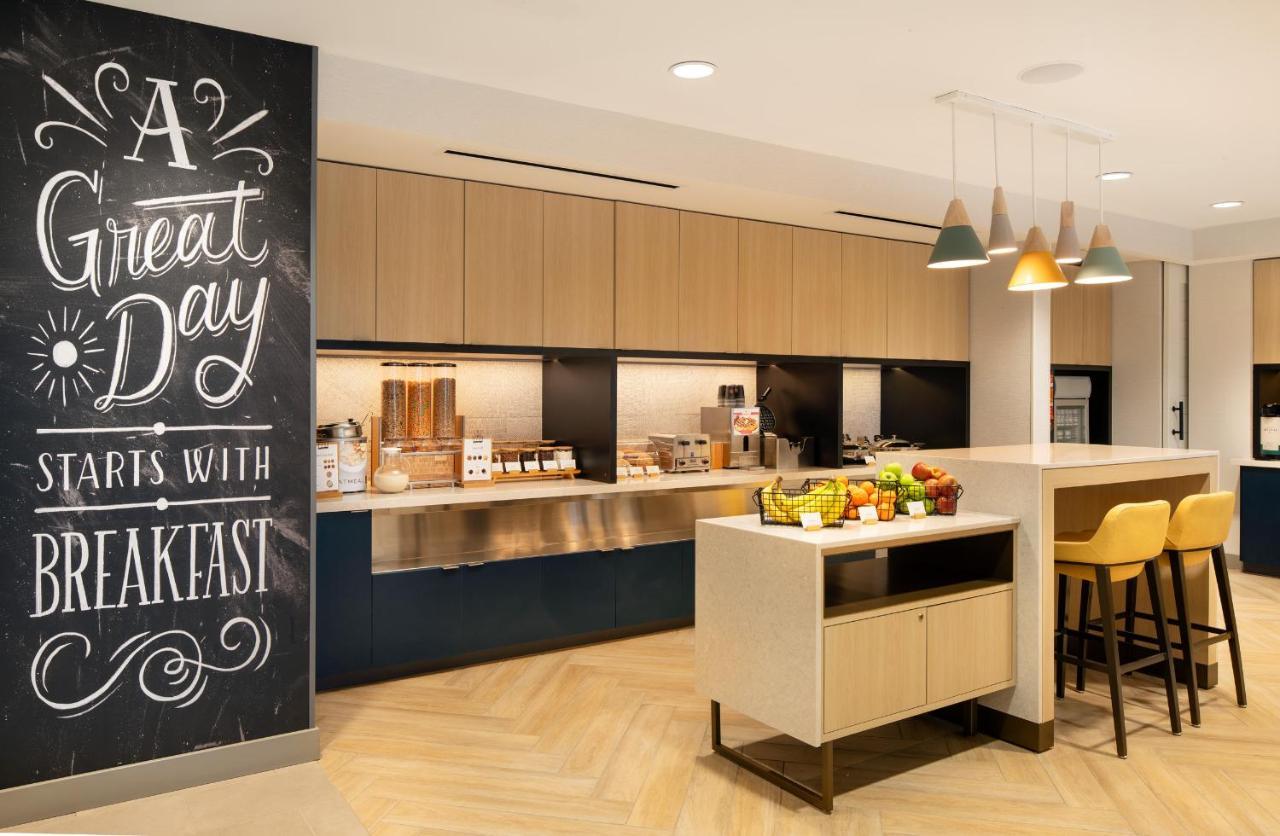 Towneplace Suites By Marriott Las Vegas North I-15 Bagian luar foto
